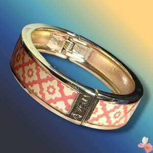Vintage Avon Enamel Hinged Bangle Bracelet Gold Tone Geometric Pattern